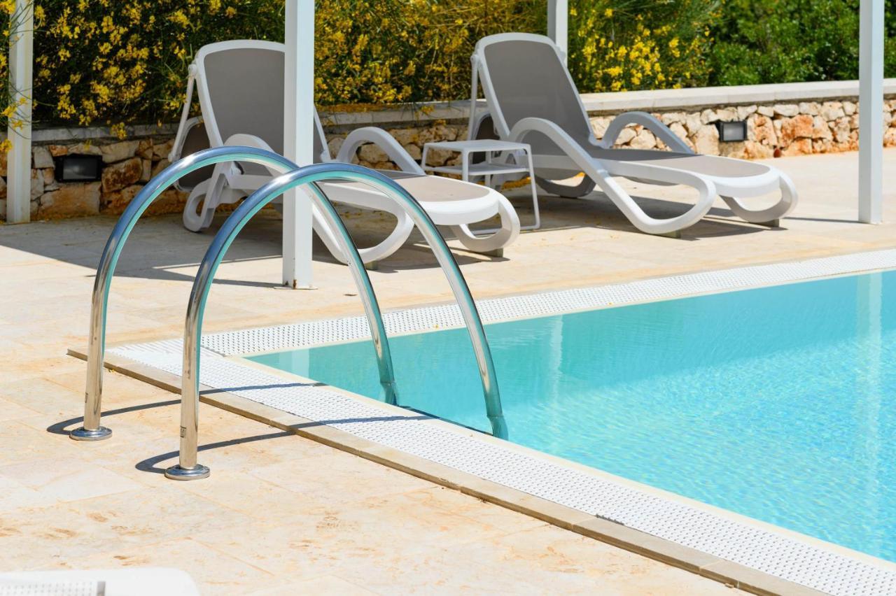 Charming Villas - Villa D'Itria With Trullo Ostuni Esterno foto